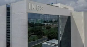 Fraude no INSS: presidente do órgão garante que descontos indevidos serão ressarcidos até 31 de dezembro