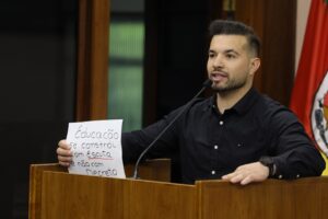 Aprovado pedido de informações sobre retirada de 9º ano de escolas municipais